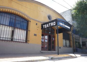 El Teatro Municipal celebra su 55º aniversario con una gala gratuita y la presentación del tenor Eduardo Crovara