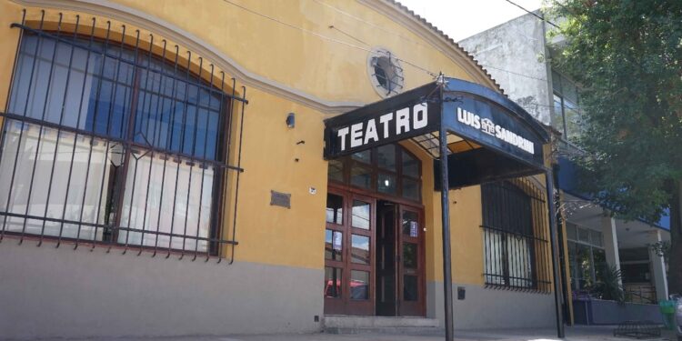 El Teatro Municipal celebra su 55º aniversario con una gala gratuita y la presentación del tenor Eduardo Crovara