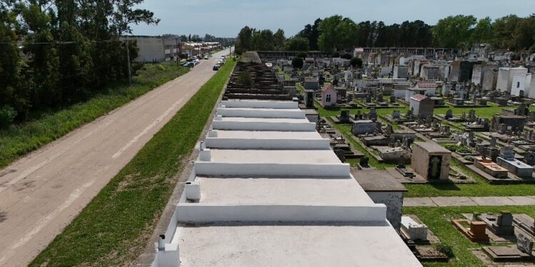 Concluyó la primera etapa de restauración en un sector de nichos del Cementerio Municipal