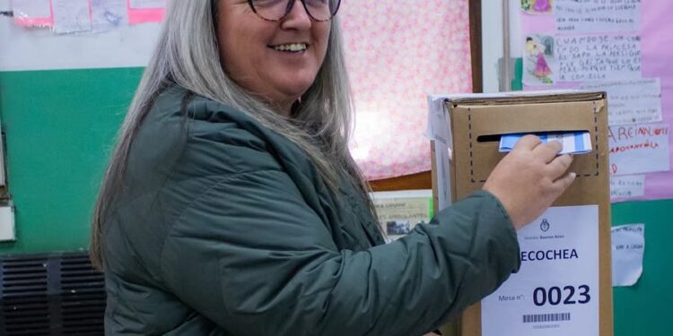 Silvia Blanco: “Es un día de esperanza, con una votación muy rápida y bien organizada”