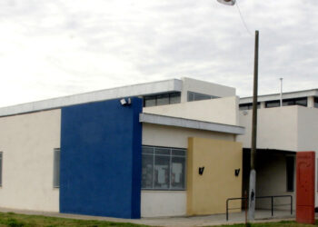 Proyecto educativo histórico en Quequén: impulsan una escuela técnica con enfoque digital y logística portuaria