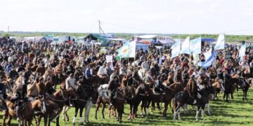 El necochense Jonathan “Rusito” Hernández se consagró campeón en la Fiesta del Talar y cumplió el sueño de todo domador