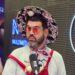 Franco Cuello celebra sus 15 años en el escenario con un show humorístico al estilo de una fiesta de quince