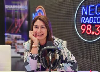 Ale González, la creadora de contenido que pasó de seis esmaltes a mentora digital