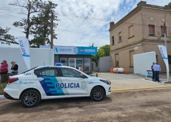 Expectativa en Quequén por la llegada del gobernador Kicillof y la inauguración de la nueva Comisaría Segunda