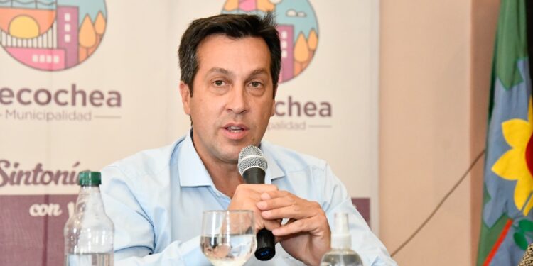 Arturo Rojas acompañó la llegada del gobernador Axel Kicillof y destacó las inversiones provinciales en seguridad, salud y educación