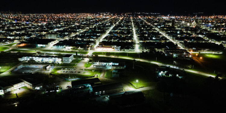 Avance en modernización: más del 40% del alumbrado público del distrito ya es Led