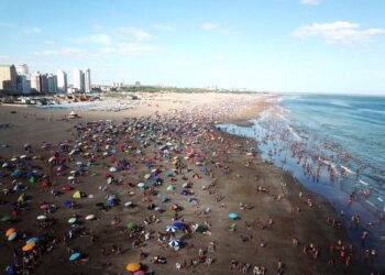 Necochea cierra el año con calores extremos