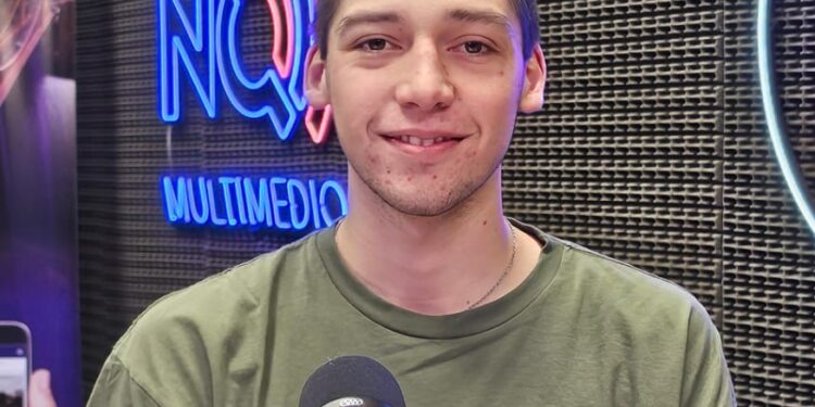 Franco Cattini, el joven basquetbolista necochense que llegó a las Sordolimpiadas de Tokio tras una historia de esfuerzo, superación y enorme apoyo familiar