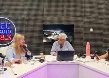 Intendentes del Abruzzo impulsan un intercambio educativo que podría llevar a alumnos del CEIA a Italia