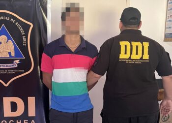 Sub DDI Lobería detiene a joven que apuñalo a su padre