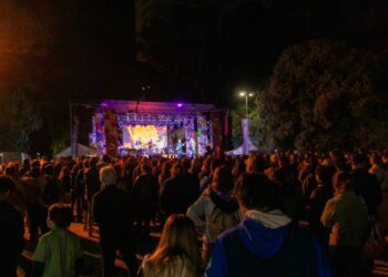 Necochea se consolida como destino elegido por jóvenes que buscan tranquilidad y cultura