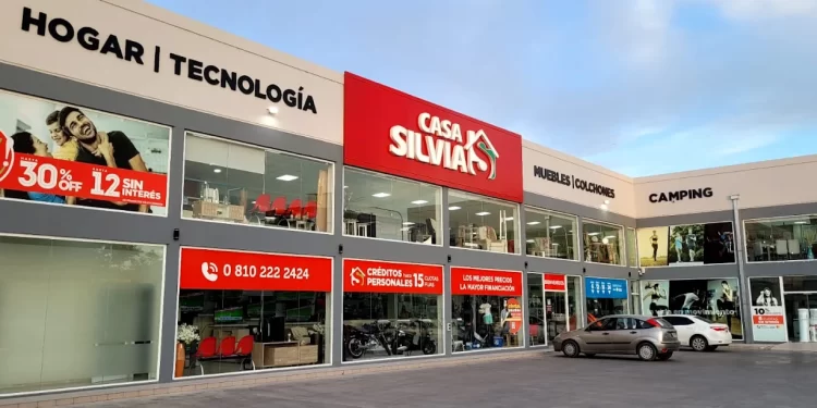 Casa Silvia celebra su 42° aniversario con un gran sorteo transmitido en vivo