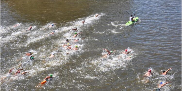 Necochea será sede de una nueva edición de la Carrera de Aguas Abiertas por la Paz “Alfredo Marcenac”