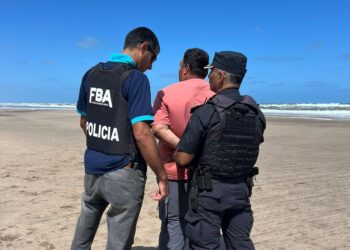 Aprehenden a un hombre investigado por abuso sexual y le secuestran el vehículo por infracciones de tránsito