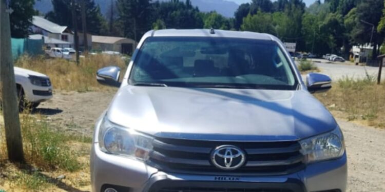 Secuestraron una camioneta robada en Lobería y detuvieron a un sospechoso en el sur del país