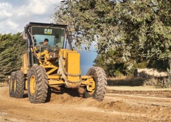 EMSUR refuerza trabajos en caminos rurales con reconstrucciones y mejoras clave