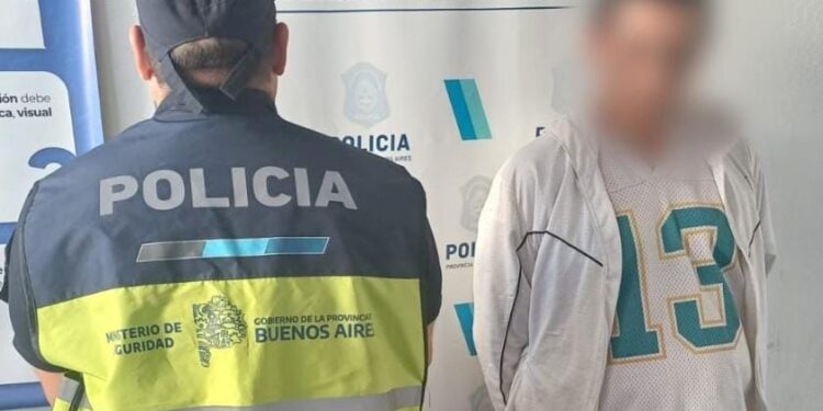 Aprehendieron a un “trapito” por robar un caño de cobre en la vía pública