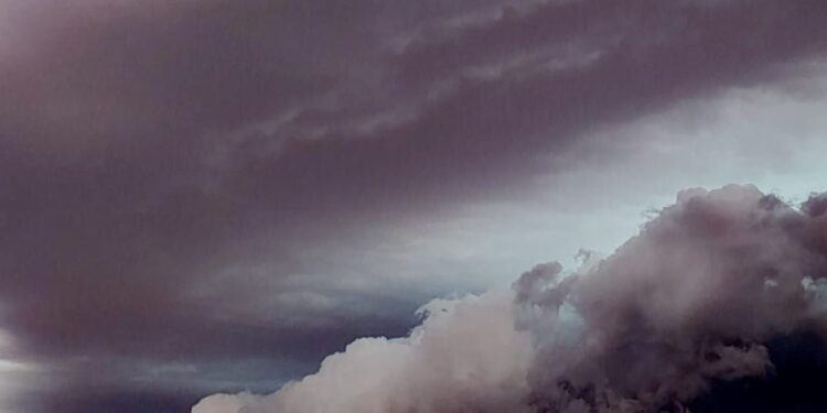 Martes con tormenta y alerta amarilla por vientos para Necochea y Quequén