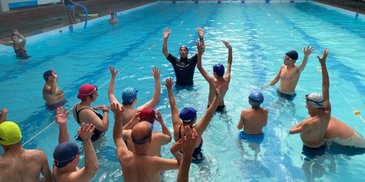 La Escuela Municipal Todos al Agua cumple 10 años promoviendo inclusión a través de la natación