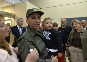 Nahuel Gallo regresó a la Argentina tras 448 días como rehén del régimen de Nicolás Maduro