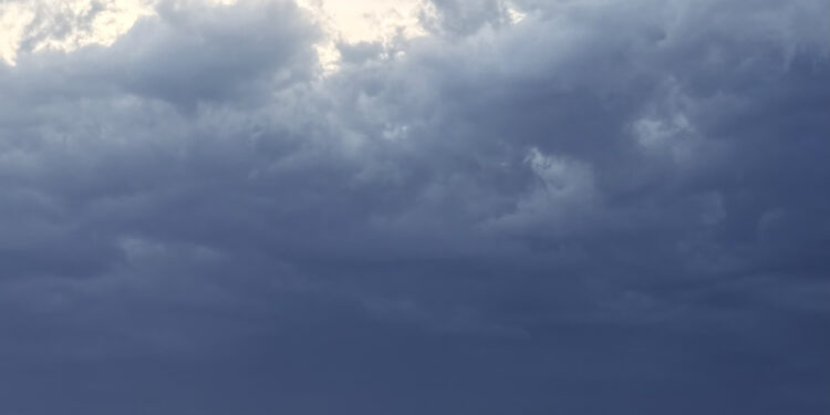 Alerta naranja por tormentas para este lunes: a tener precaución