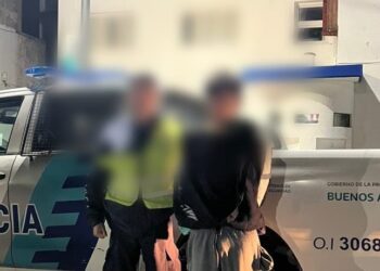 Pelea en la vía pública terminó con dos hombres aprehendidos