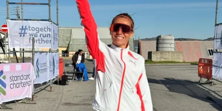 Candela Cerrone ganó la maratón en Malvinas y convirtió su triunfo en un mensaje argentino