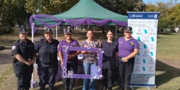 Actividad en la plaza para visibilizar el Día Internacional de la Mujer
