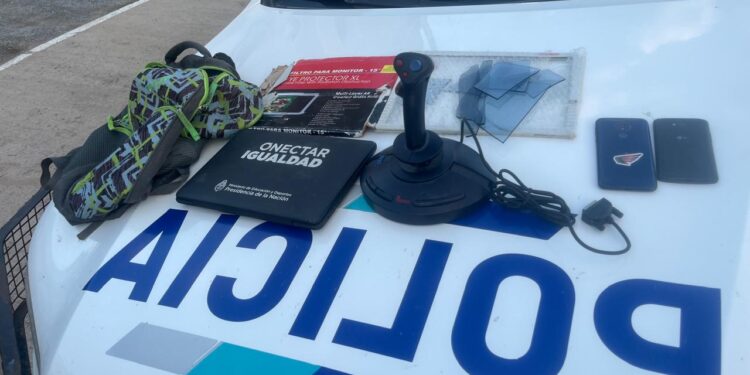 Quequén: se resistió a la policía y lo detuvieron con objetos sin justificar