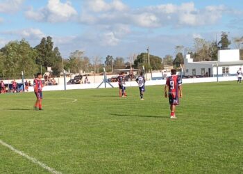 Arrancó la Liga Necochea de Fútbol: goles, triunfos y emociones en los adelantos 