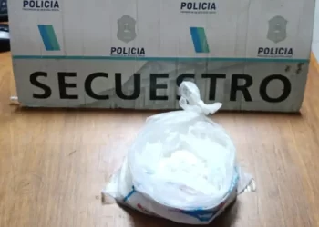 Tres Arroyos: tienen 13, 14 y 15 años, cayeron con medio kilo de cocaína y armas