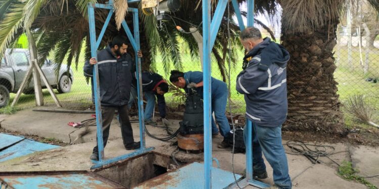 Reemplazaron una bomba cloacal clave y normalizaron el sistema en Necochea