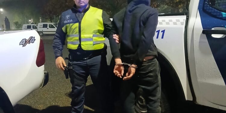 Trapito extorsiono a tres mujeres a la salida del bingo: fue detenido