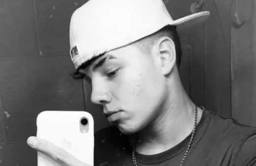 Convocan a una sentada por el caso de Bautista Coronel en la previa de la audiencia