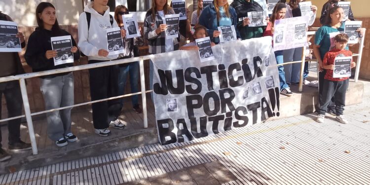 Familiares de Bautista Coronel esperan en el juzgado la elevación a juicio