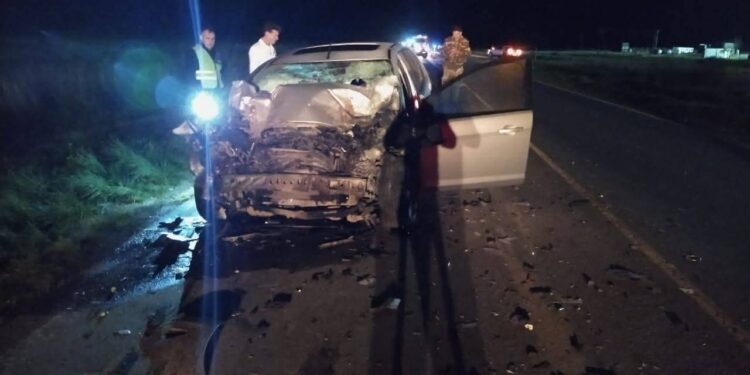 Nuevo accidente fatal en Ruta 227: dos personas murieron tras chocar contra un camión
