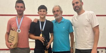 VDV Squash Necochea brilló en Mar del Plata: título y ascenso para Tomás Decker