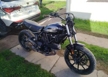 Hallan moto de alta gama con pedido de secuestro activo