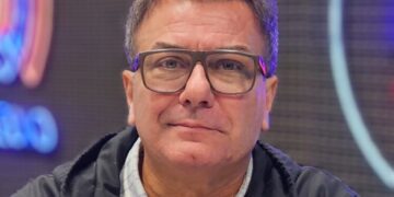 “Desabrígate para abrigar”: una colecta solidaria que convoca a toda la ciudad