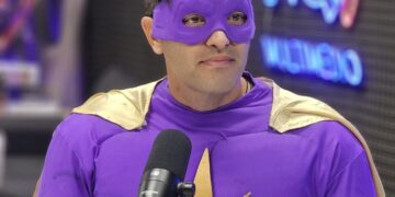 Un superhéroe nacido en Necochea que busca cambiar la infancia con música y valores