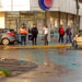 Choque entre dos autos en 59 y 30: uno terminó sobre la vereda
