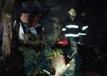 Incendio en una vivienda: rescatan a un joven tras un intento de suicidio