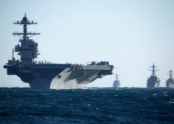 Ya comenzó el operativo naval con el histórico portaaviones que pasará frente a Necochea