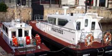 Desregulación y polémica: el Gobierno cambia por decreto el practicaje y redefine el sistema portuario. Sturzenegger eliminó los prácticos de los buques