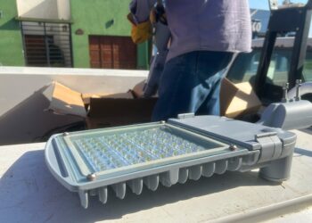 Necochea recibirá fondos provinciales para obras de bacheo y recambio de luminarias LED