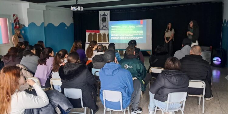 Realizaron jornadas sobre crianza respetuosa en jardines municipales de Necochea