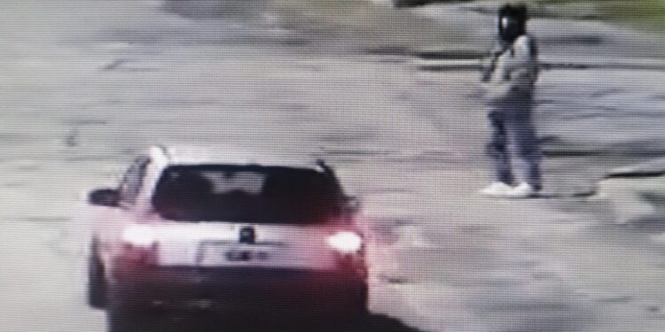 Atropelló a un joven y se dio a la fuga: la víctima resultó herida