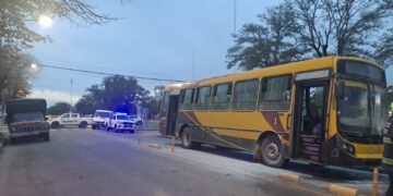 Cortada la 59 rumbo al puerto por principio de incendio en un colectivo