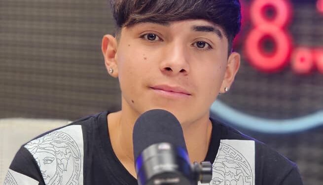 Con apenas 16 años, Axel Acosta se consagró campeón regional de Cinco Quillas y sorprende al billar argentino